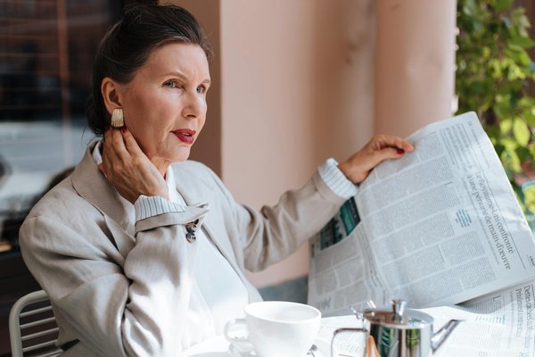 Guide Beauté : Secrets et Astuces pour un Maquillage Rajeunissant