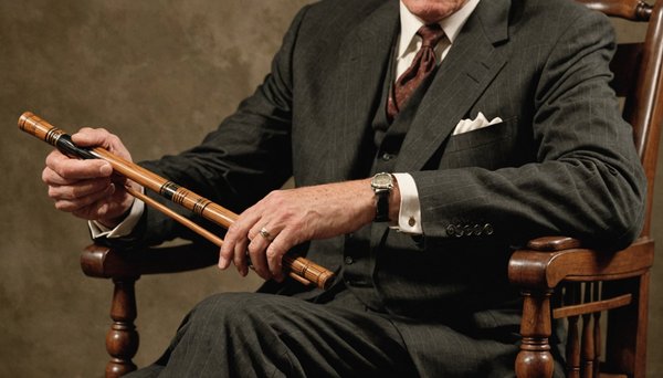 La canne à double articulation : alliez style et confort